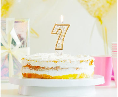 Svečka številka 7, zlata barva